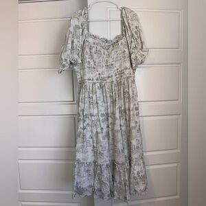 Ivy City Co Green Floral Dress